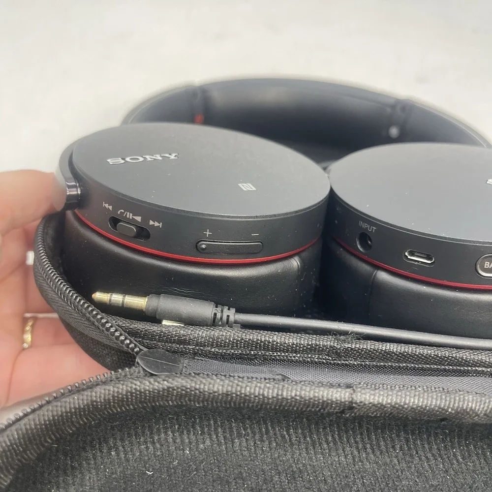 SONY MDR-XB950BT Bass Boost Bluetooth Wireless Headphones Over-Ear Tested Works